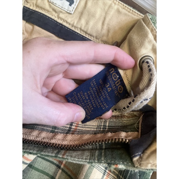 No Boundaries Vintage Green Plaid Mens Bermuda Shorts Size 34 - Picture 11 of 11